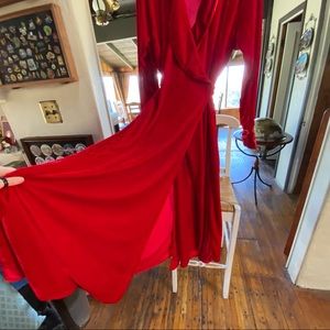 Like new 90s large maxi red robe wrap around long sleeve satin cuffs & collar